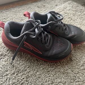 Altra Paradigm 9.5